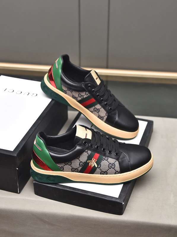 Gucci Sneakers